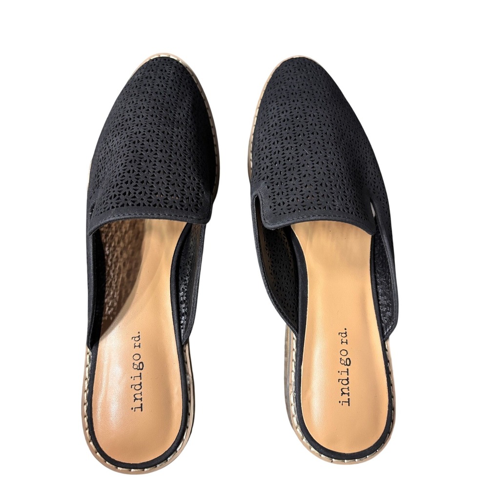 Indigo Rd Irhersey Black Laser Cut Pointed Toe Mules Slides Womens 8M